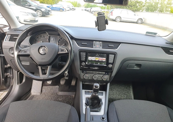 Skoda Octavia cena 49000 przebieg: 145000, rok produkcji 2015 z Gdańsk małe 106